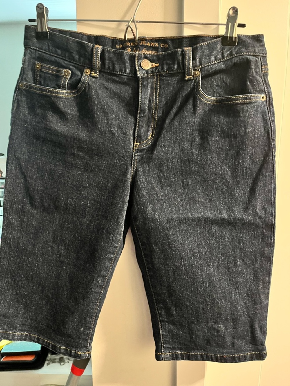 Ralph Lauren 6 Dark Blue Denim EUC RARE Jeans with 98% Cotton + Leather Patch